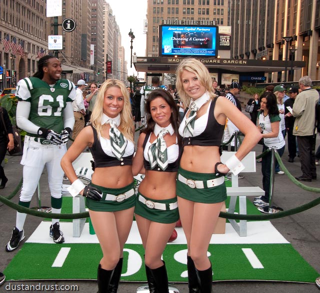 Jets' Flight Crew at MSG